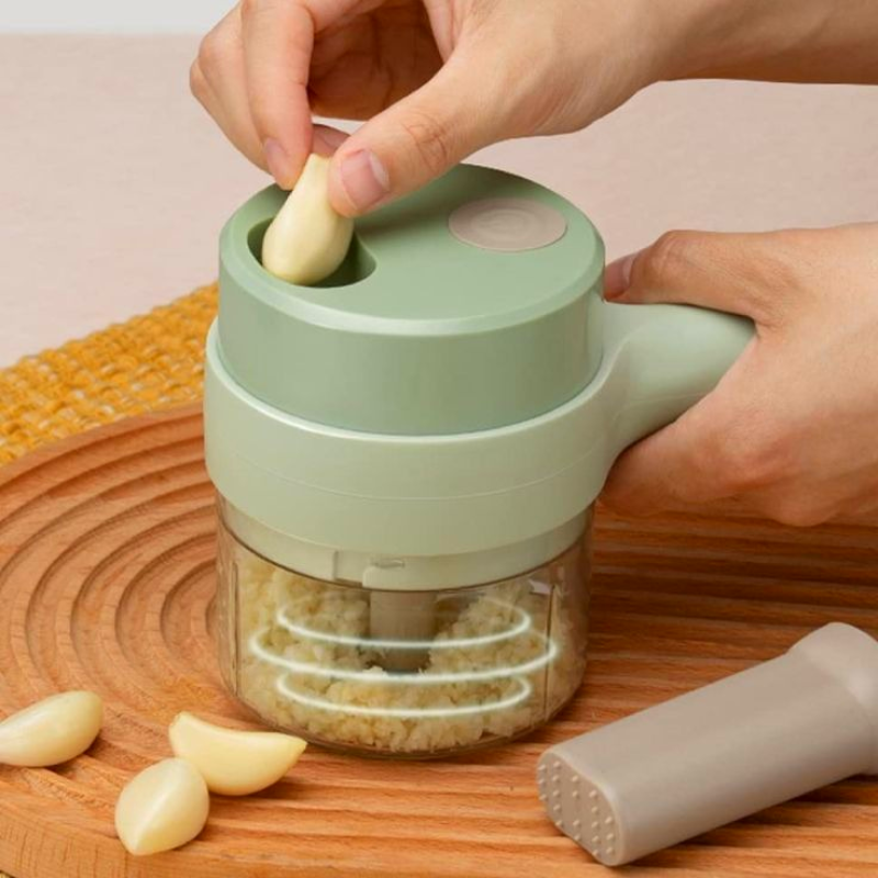 Master Crusher® – Tritatutto e Processore Alimentare Multifunzione 4 in 1